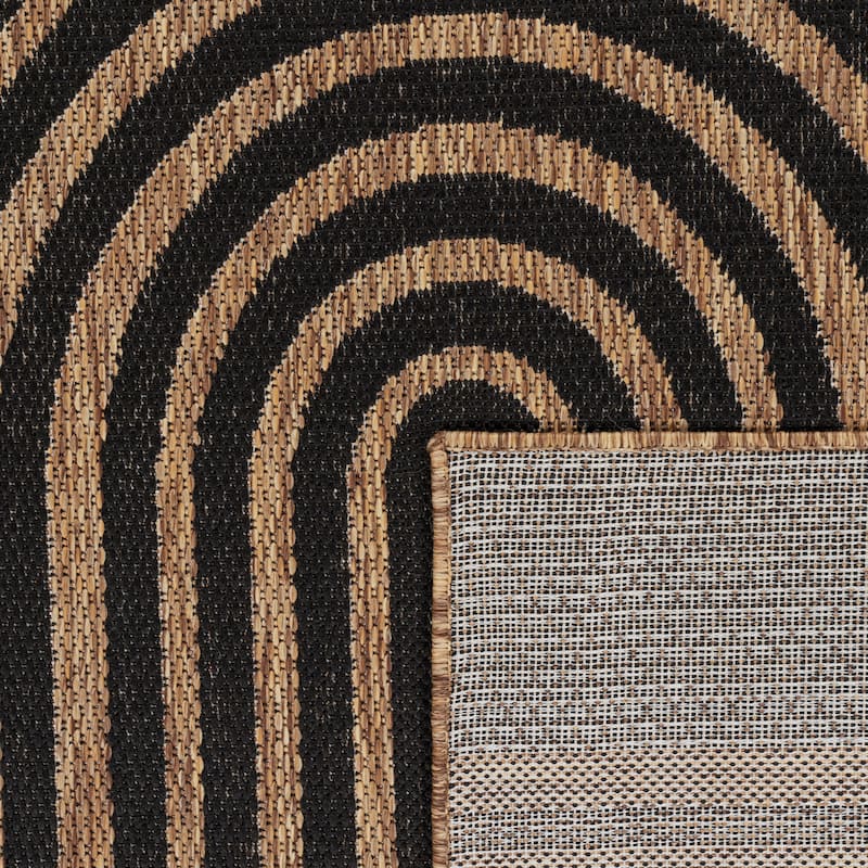 Modern Indoor & Outdoor Rug with Boho Line Pattern