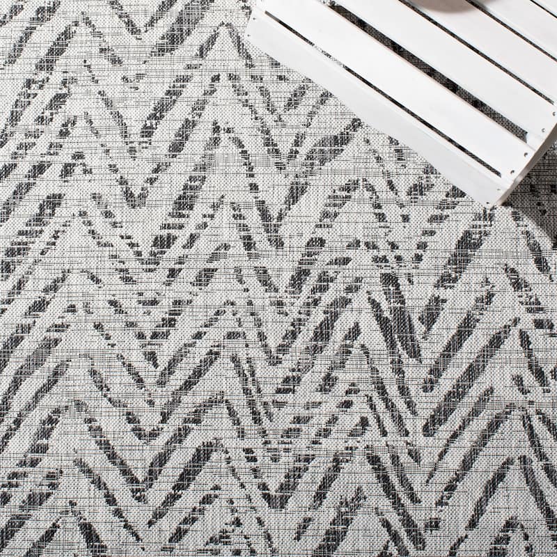 SAFAVIEH Courtyard Thin Indoor/ Outdoor Waterproof Patio Backyard Rug