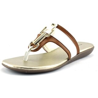 bandolino sandals
