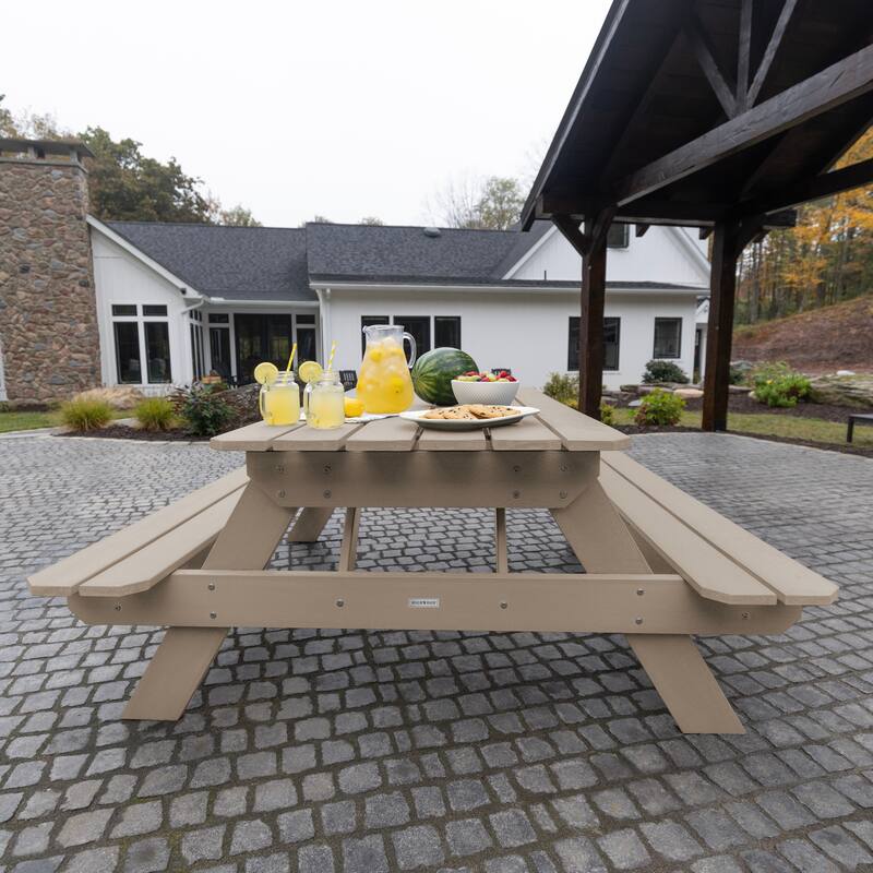 HIGHWOOD Eco-friendly Picnic Table