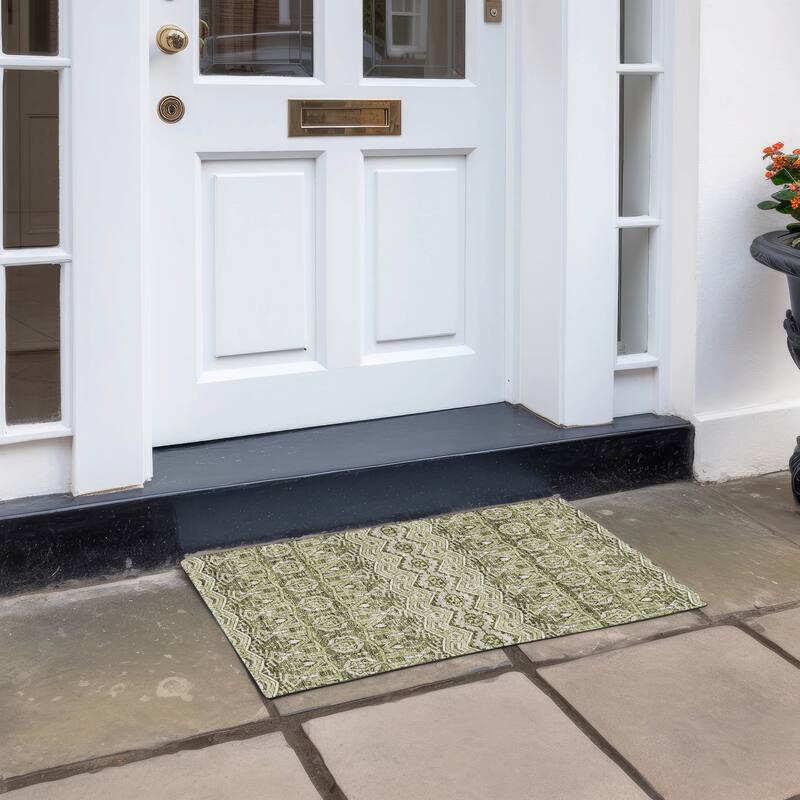 Machine Washable Indoor/ Outdoor Chantille Mosaic Global Rug - Aloe - 1'8" x 2'6"