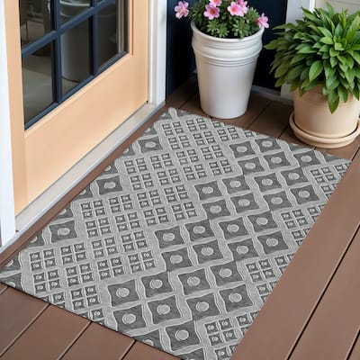 Gray And Light Gray Geometric Washable Indoor Outdoor Area Rug - 3' x 5'
