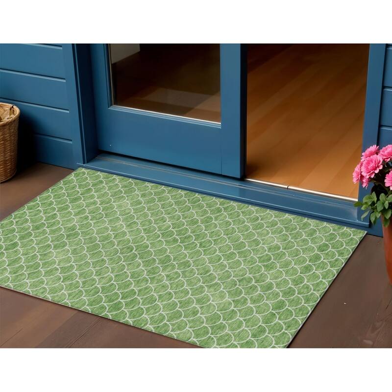 HomeRoots Geometric Transitional Rectangle Outdoor Rug - 3' x 5'