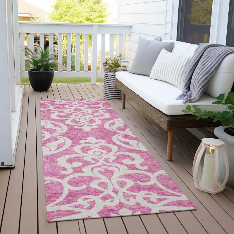 Machine Washable Indoor/ Outdoor Damask Glam Chantille Rug - Blush - 2'3" x 7'6"