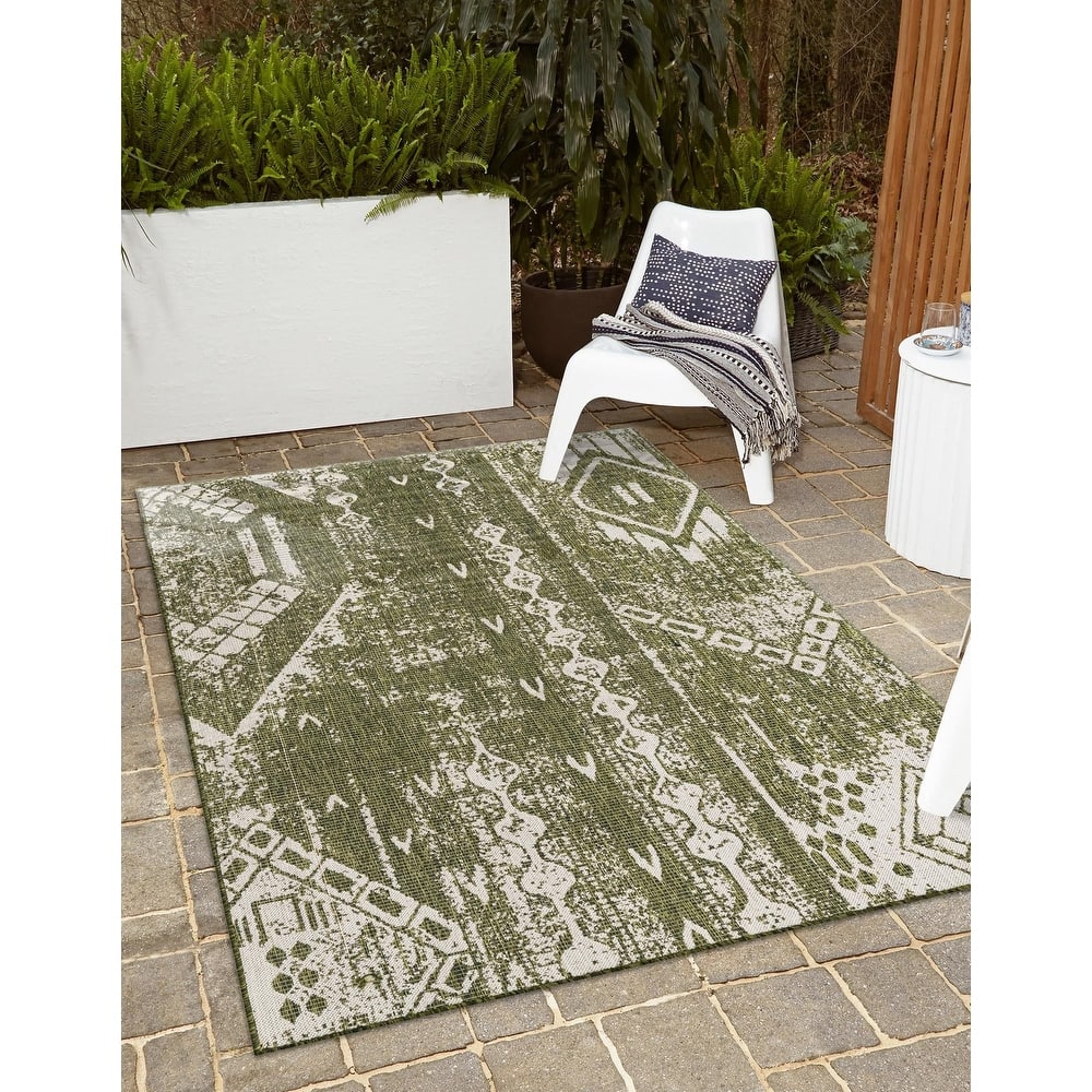 Outdoor Ogooplario Collection Area Rug