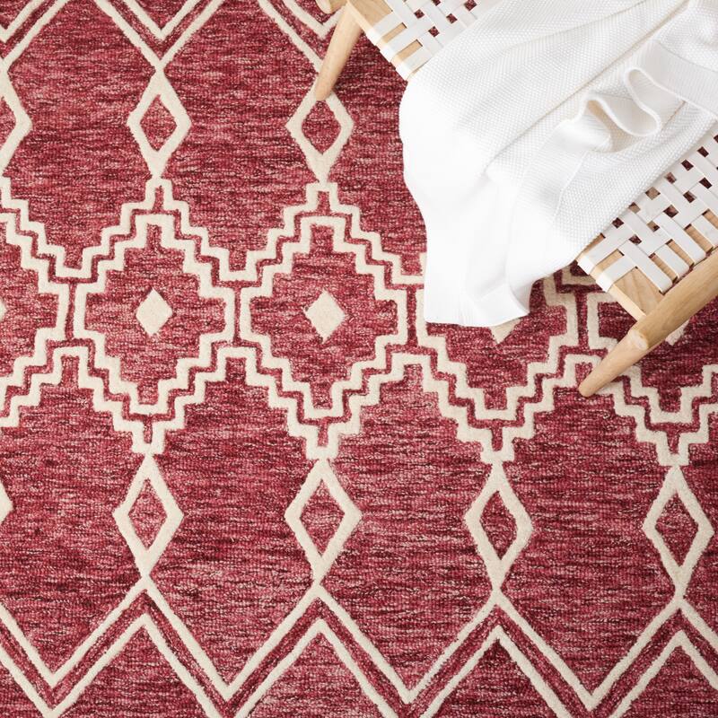 SAFAVIEH Handmade Abstract Zelina Modern Wool Rug