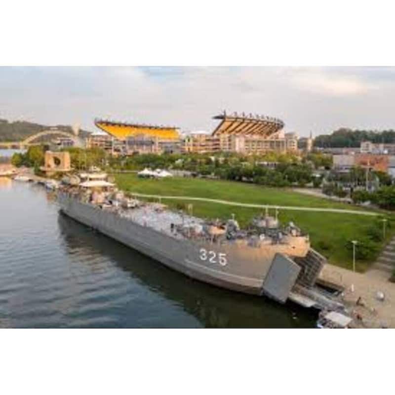 USS Pittsburgh (CA-72) Medium