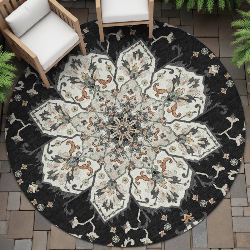 Machine Washable Indoor/Outdoor Traditional Heriz Chantille Rug - Black - 8' x 8'
