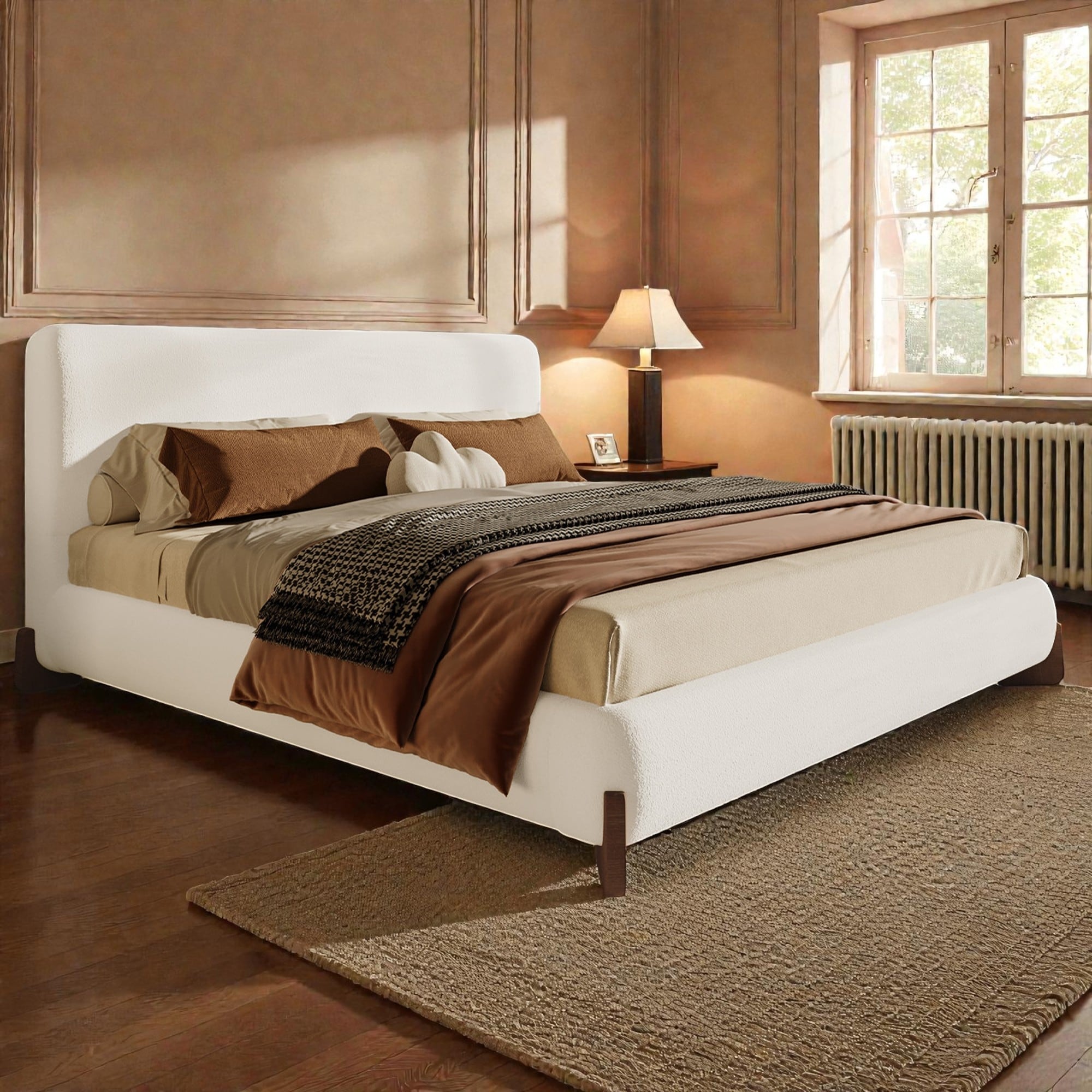 King Upholstered Platform Bed with Boucle Fabric, Solid Wood Legs and 12 Slats for Mattress Support