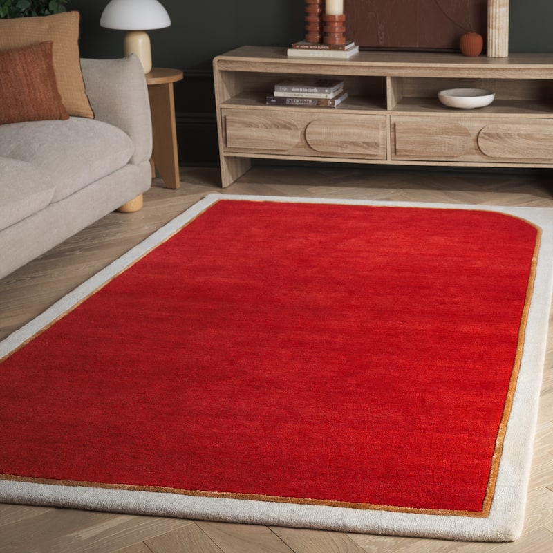 SAFAVIEH Handmade Fifth Avenue Abla Border Design Wool Rug - Red - 5' x 8'