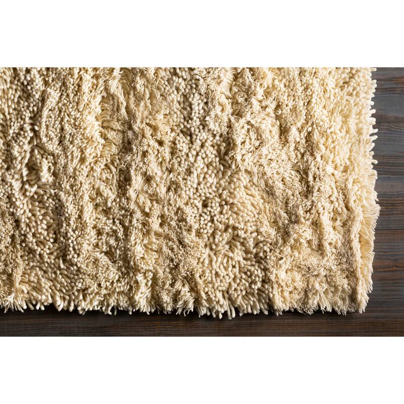 Livabliss Haukipudas Handmade Plush Shag Wool Area Rug
