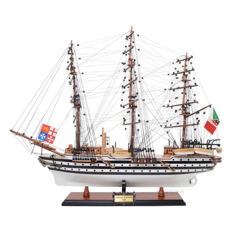 Amerigo Vespucci Painted Medium Admiral Line