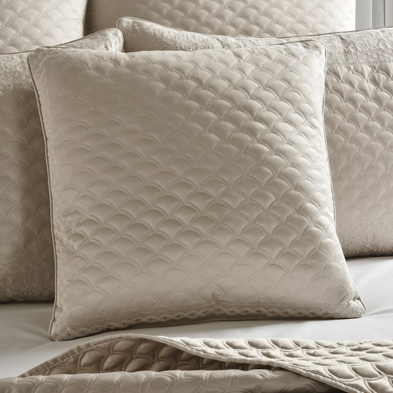 J. Queen New York Lyndon 20" Square Decorative Throw Pillow