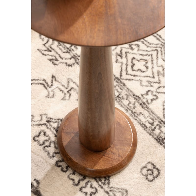 Kate and Laurel Jakob Round Side Table