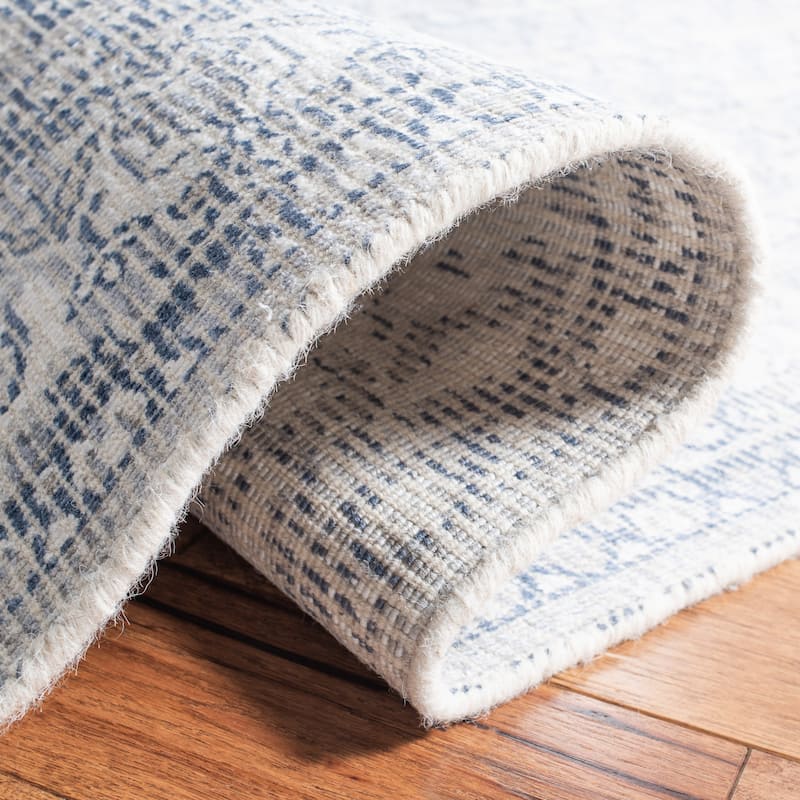 SAFAVIEH Handmade Restoration Vintage Salwa Wool & Viscose Rug