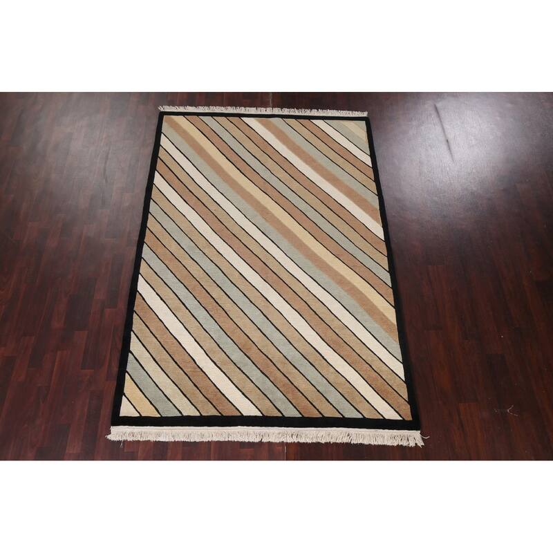 Contemporary Nepalese Vegetable Dye Area Rug Hand-knotted Wool Carpet - 6'1" x 8'10"