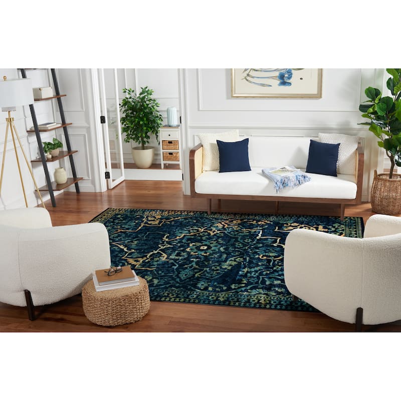 SAFAVIEH Vintage Distressed Boho Remza Oriental Rug
