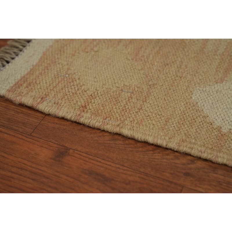 Hand Woven Southwestern Wool Green Geometric Area Rug - 6' 0'' X 3' 9''