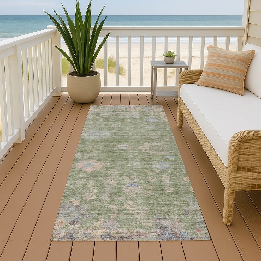 Machine Washable Indoor/ Outdoor Vintage Traditional Chantille Rug