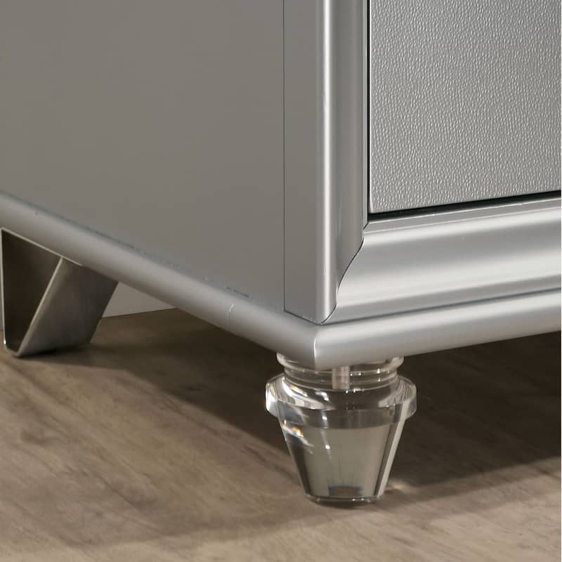 Xian Contemporary Solid Wood 5-Drawer Chest by Furniture of America