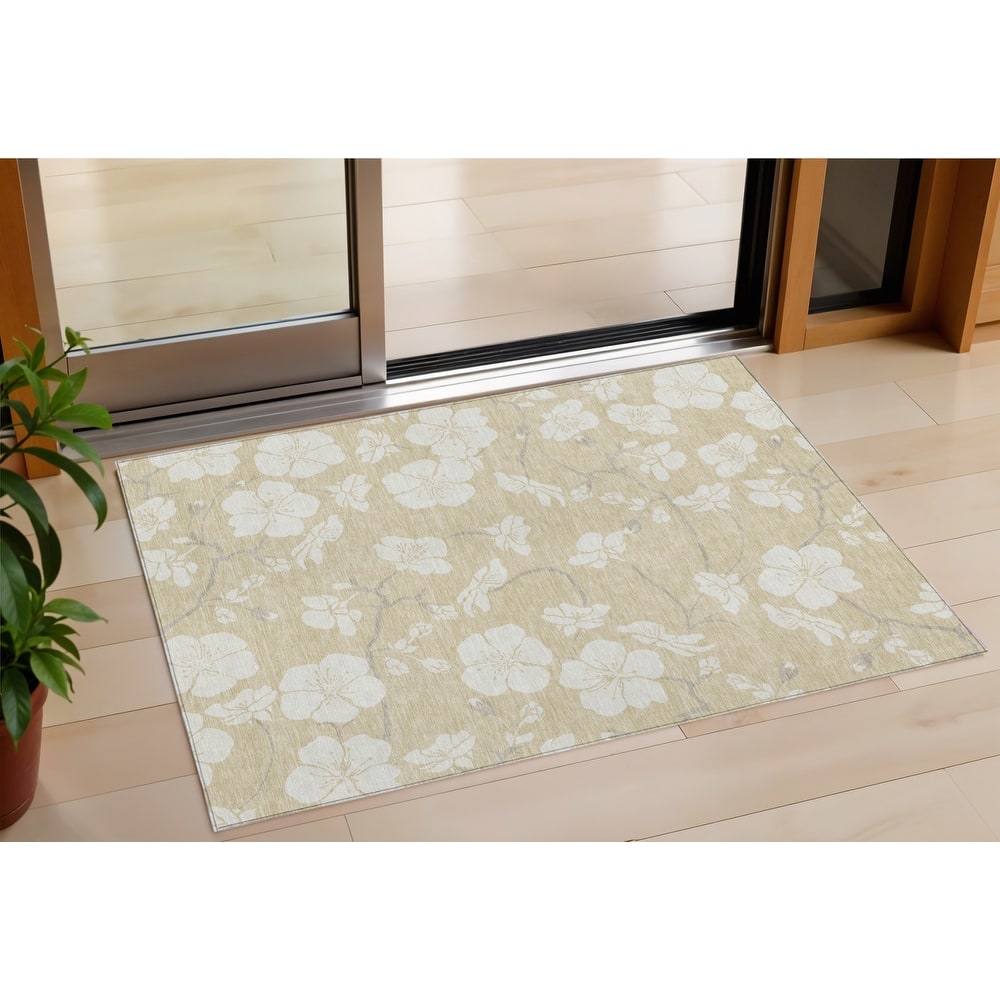 HomeRoots Floral Transitional Rectangle Outdoor Rug