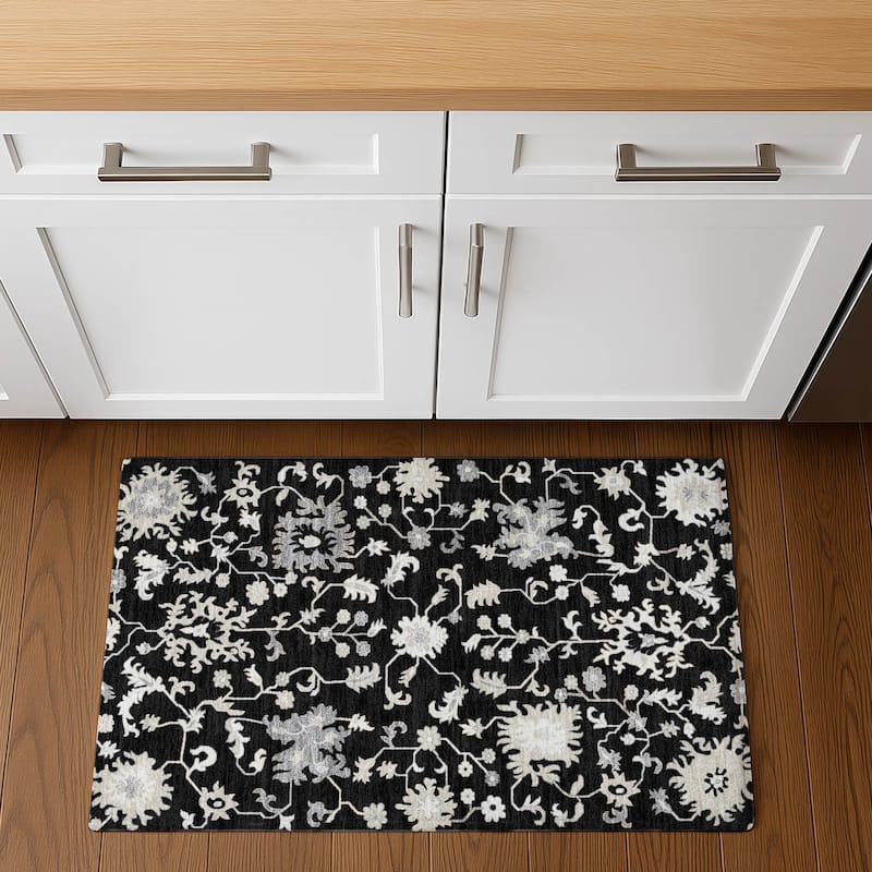 Premium Washable Super Soft Traditional Avanti Mayfield Rug - Black - 1'8" x 2'6"