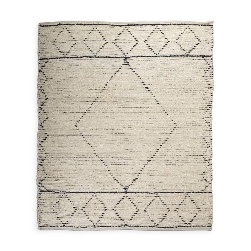HomeRoots Geometric Modern Rectangle Area Rug - 120 in. x 96 in. x 0.4 in.