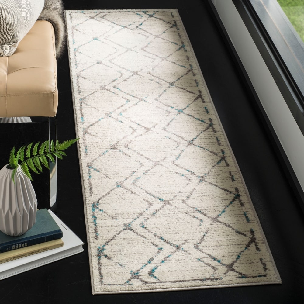 SAFAVIEH Skyler Asimina Modern Rug