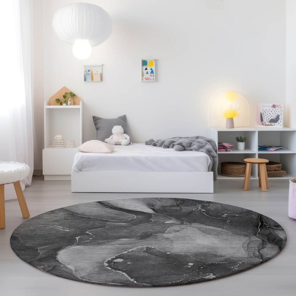 Machine Washable Indoor/ Outdoor Abstract Chantille Rug