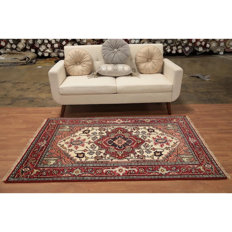 Hand Knotted Oriental 100% Wool Carpet Traditional Medallion Beige & Ivories Heriz (serapi) Area Rug - 5' 10'' X 4' 0''