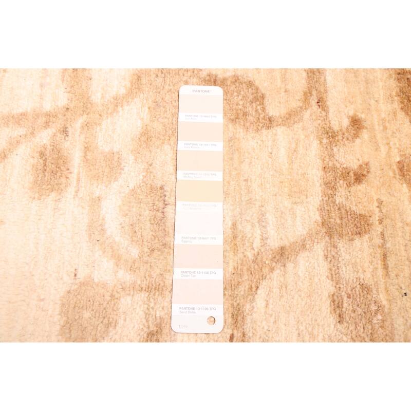 ECARPETGALLERY Hand-knotted Opulence Cream Wool Rug - 4'4 x 6'0