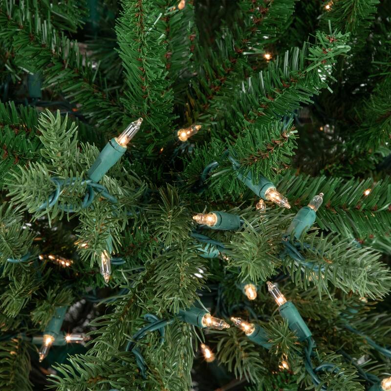 7' Pre-Lit Grande Spruce Artificial Christmas Tree Clear Lights