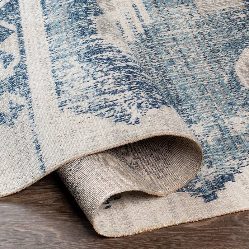 Livabliss Nuria Indoor/ Outdoor Southwestern Area Rug