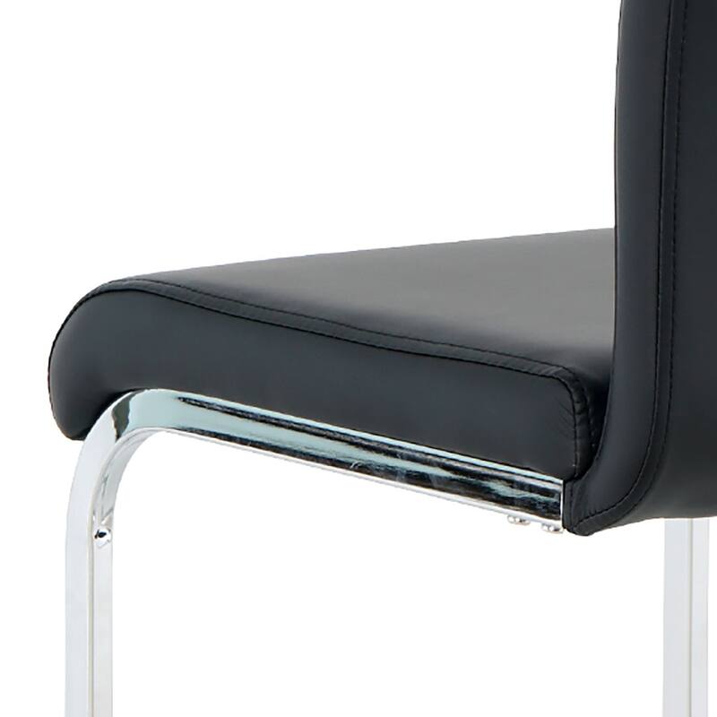 Classic Set of 6 PU Upholstered Dining Chairs - N/A