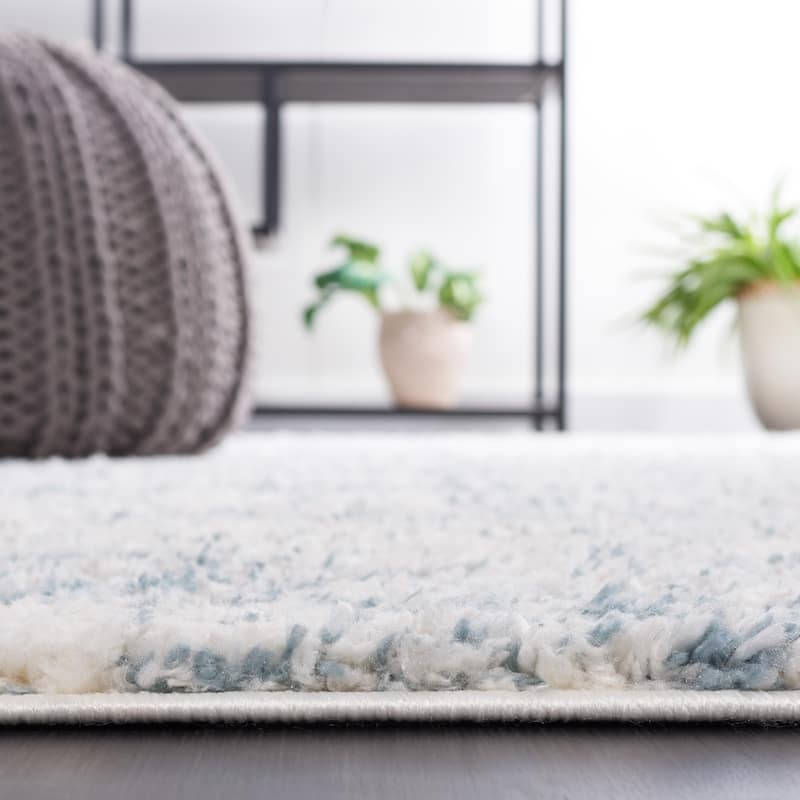 SAFAVIEH Berber Shag Rafaele 1.25-inch Thick Rug