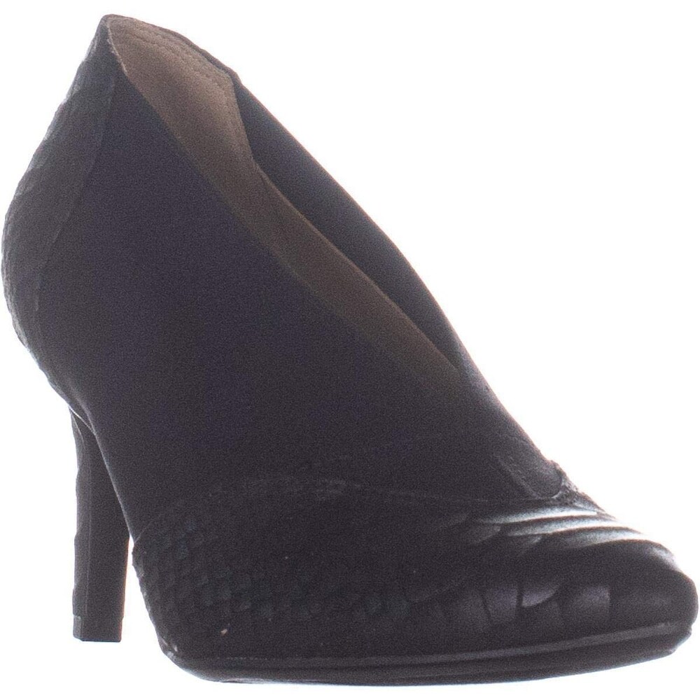 naturalizer gray pumps