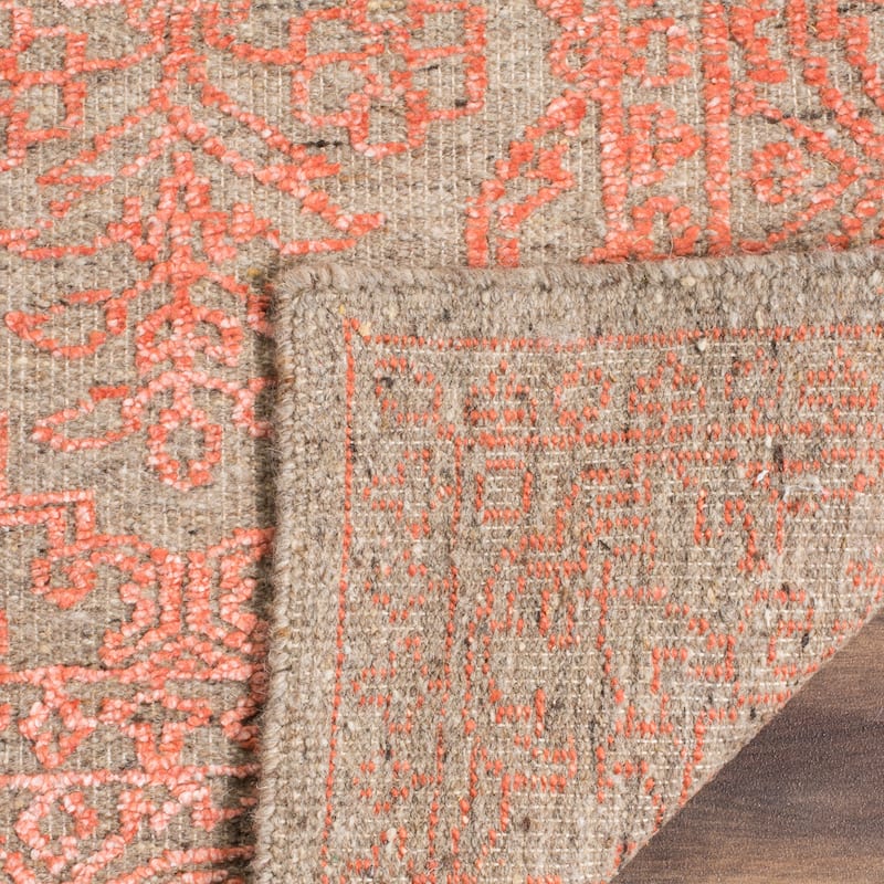 SAFAVIEH Hand-knotted Chester Jodelle Oriental Wool Rug