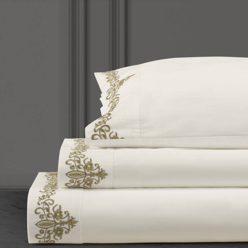 J. Queen New York Noelle Christmas Sheet Set - Queen