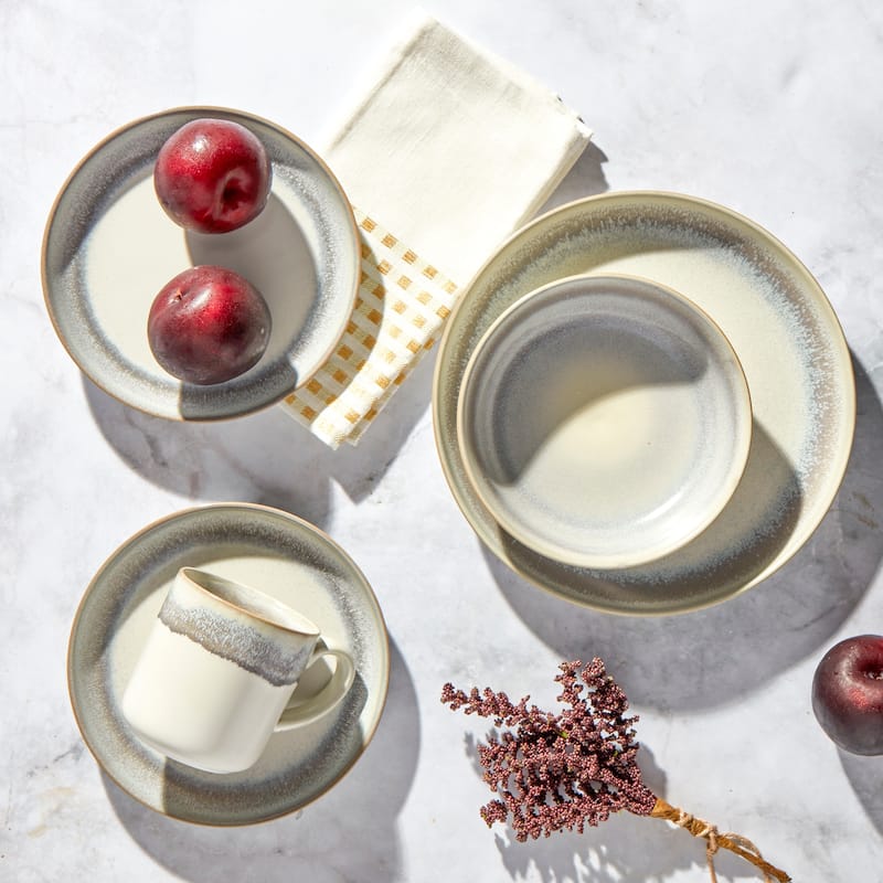 Tabletops Gallery Hudson Dinnerware Set