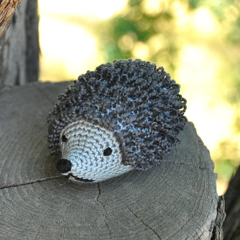 Novica Handmade Spiky Celebration Crocheted Ornaments (Pair)