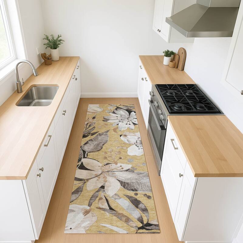 Machine Washable Indoor/ Outdoor Floral Chantille Rug