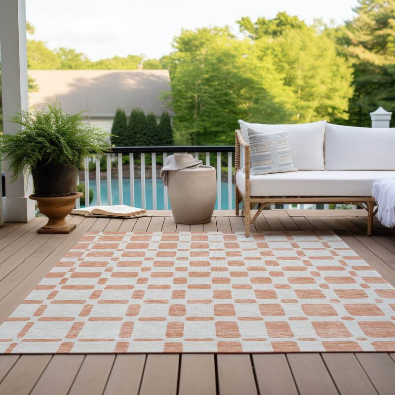 Machine Washable Indoor/ Outdoor Chantille Geo Contemporary Rug