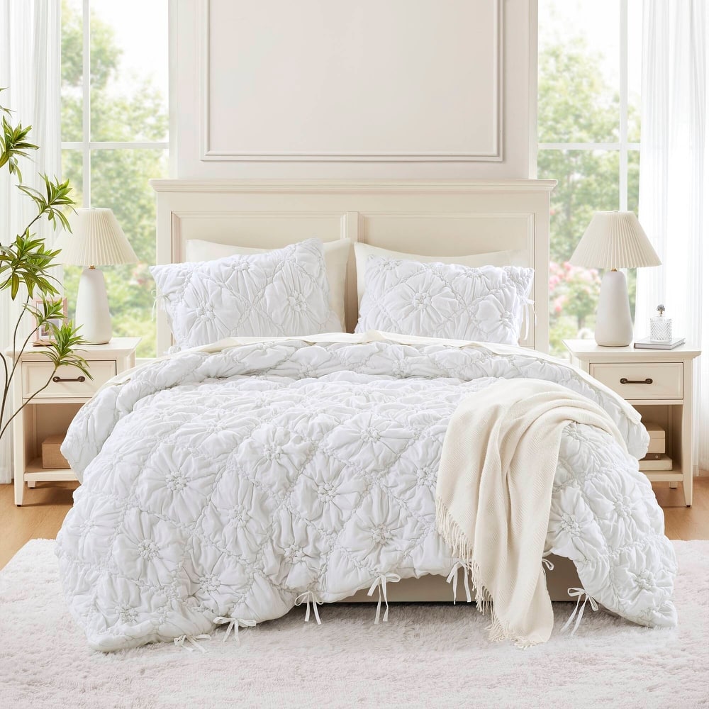 Intelligent Design Lily Embroidered Comforter Set