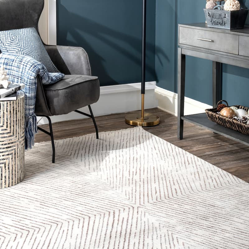 Nuloom Jazlyn Broken Chevrons Area Rug