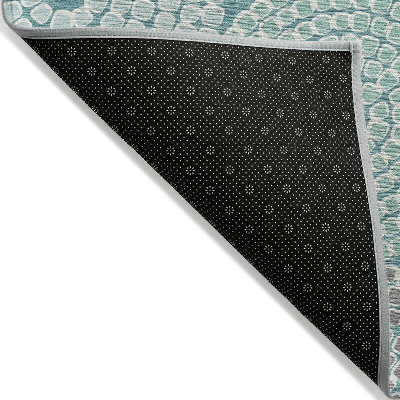 HomeRoots Geometric Transitional Rectangle Outdoor Rug