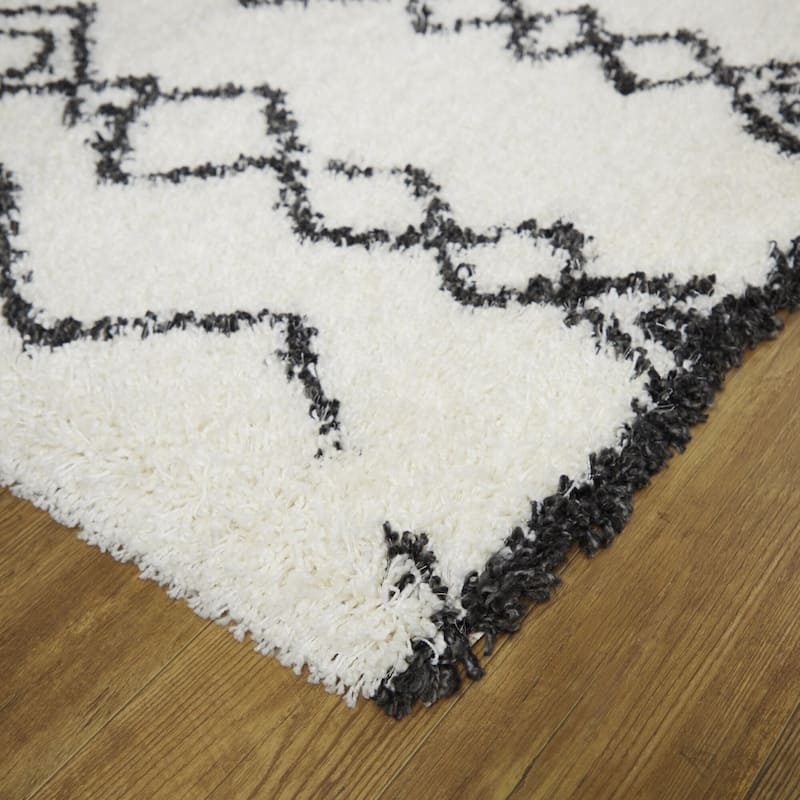 Peter Moroccan Trellis Shag Area Rug