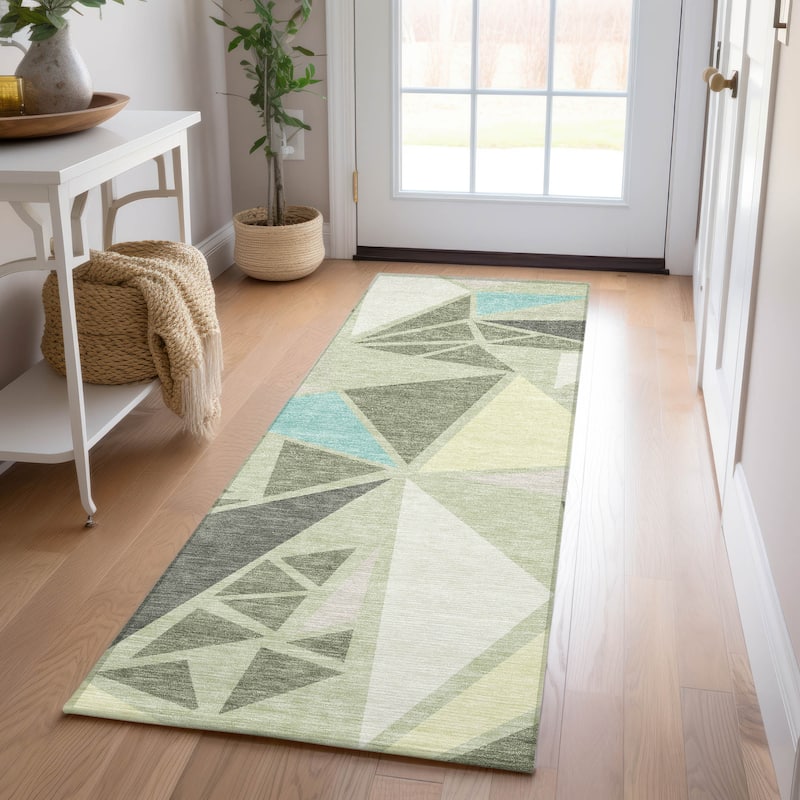 Machine Washable Indoor/ Outdoor Abstract Mosaic Chantille Rug - Aloe - 2'3" x 7'6"
