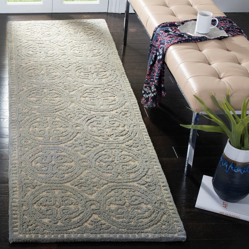 SAFAVIEH Handmade Cambridge Phera Modern Moroccan Wool Rug - 2'6" x 6' Runner - Dusty Blue/Cement