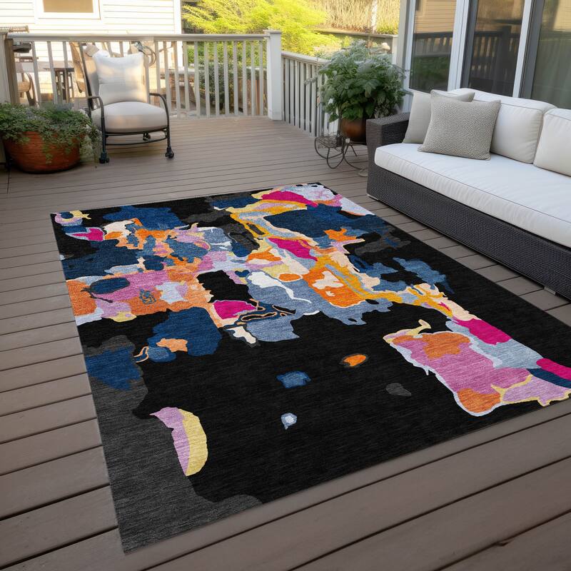 Machine Washable Indoor/ Outdoor Abstract Glam Chantille Rug