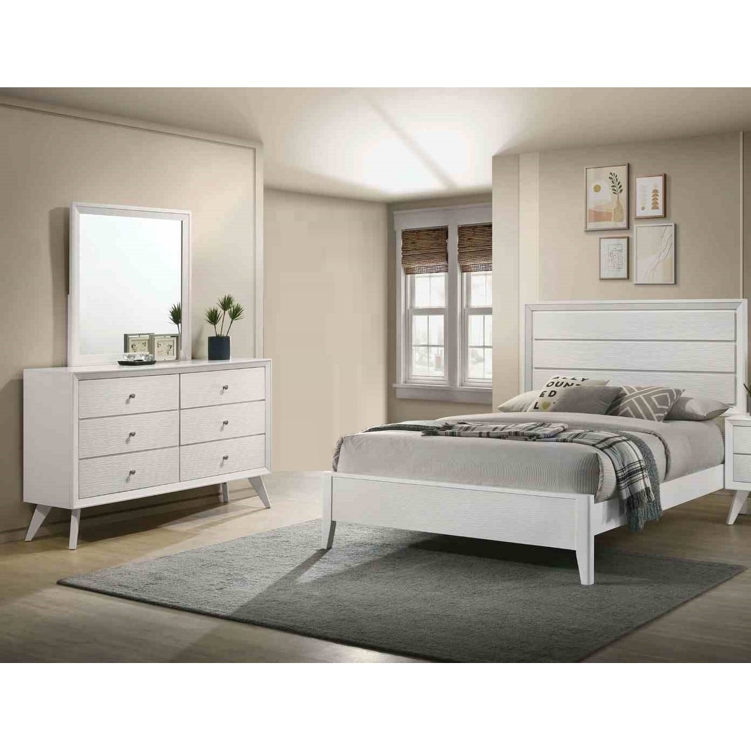 White Finish Contemporary 3pc Bedroom Furniture Set